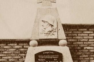 Pomník obětí I. světové války v Radošově / Reschwitz