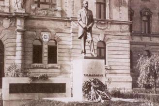 Pomník Tomáše Garrigue Masaryka v Nitře