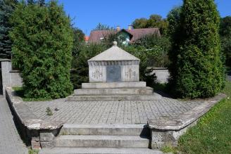 Pomník padlým v I. světové válce v Královském Poříčí (Königswerth)