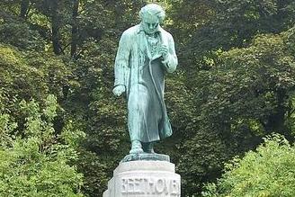 Pomník Ludwiga van Beethovena v Karlových Varech
