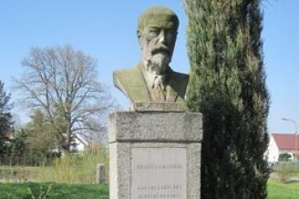 Pomník T. G. Masaryka v Protivci 