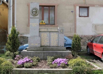Pomník padlých v I. světové válce v Slavíkovicích